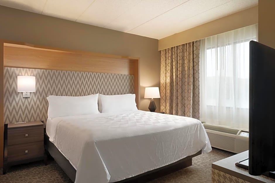 Holiday Inn Hotel & Suites Council Bluffs