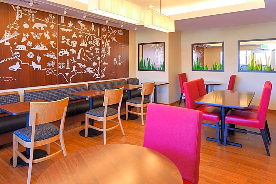 TownePlace Suites by Marriott Detroit Auburn Hills