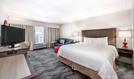 Executive King Room with Sofa Bed - Non-Smoking