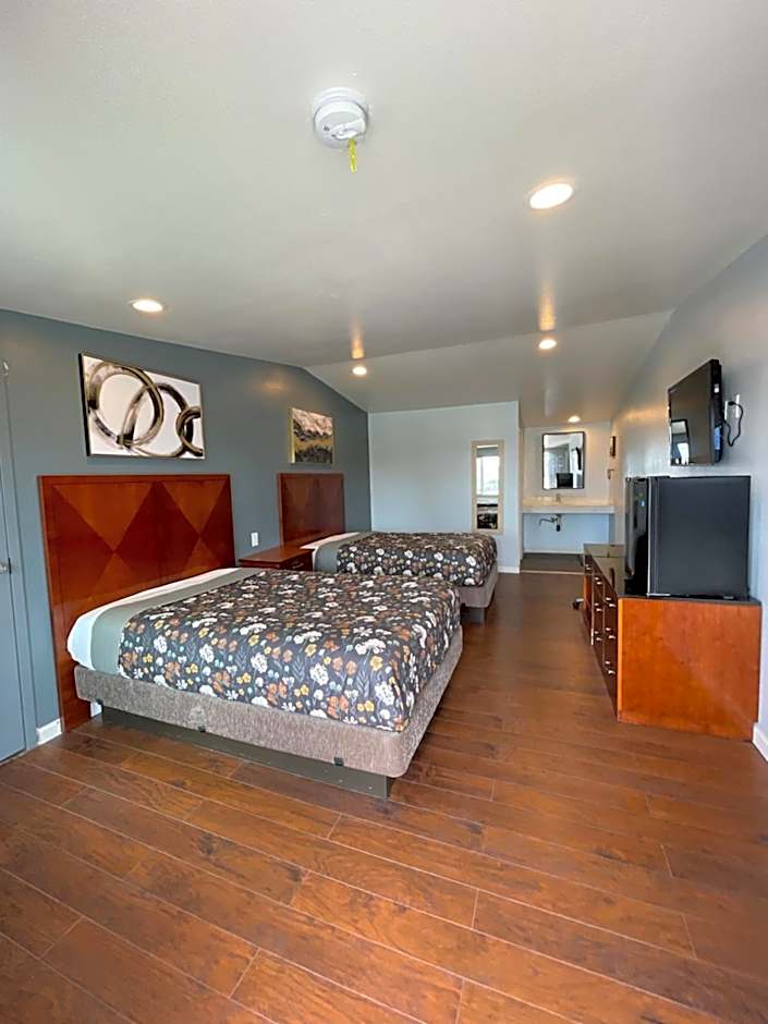 Sunny Sands Inn