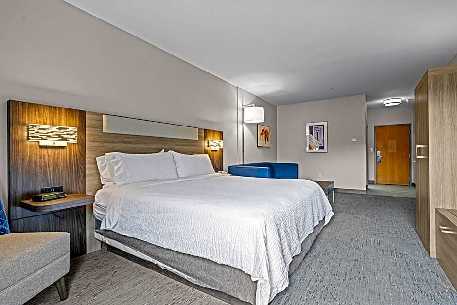 Holiday Inn Express Carneys Point New Jersey Turnpike Exit 1