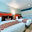 Hotel Lexen Newhall & Santa Clarita - Near Six Flags Magic Mountain