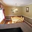 The Lake George Inn
