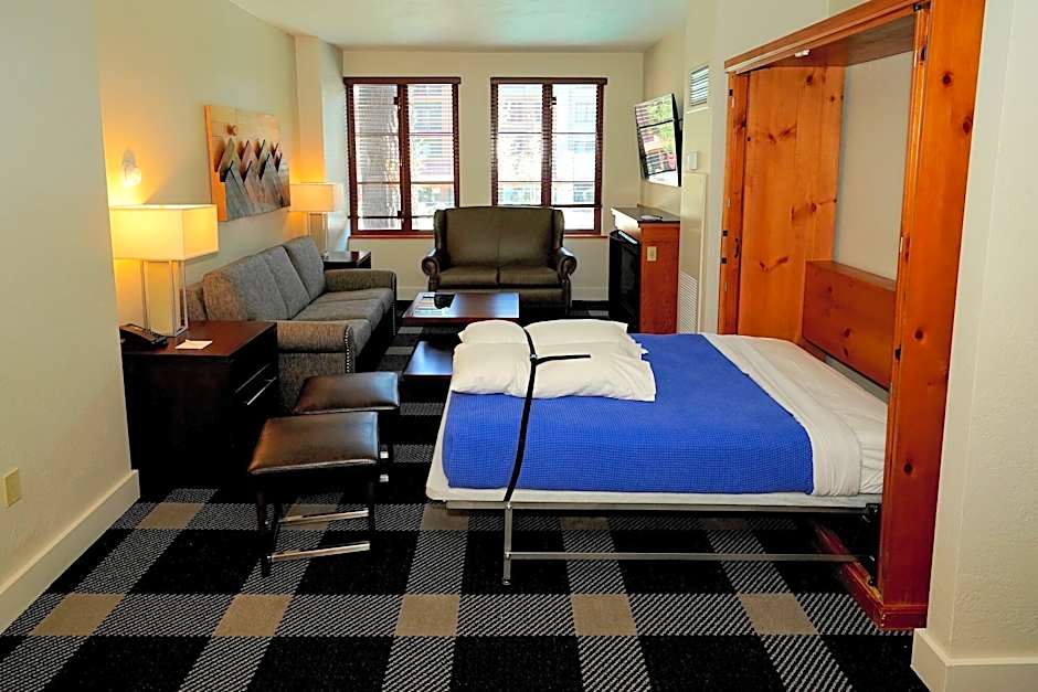Heavenly Village Condos - Grand Residence
