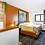 Super 8 by Wyndham Dixon