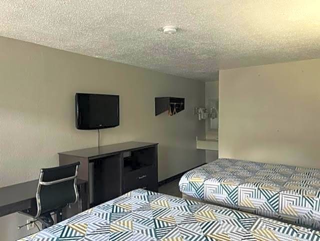 Motel 6 Baton Rouge East, LA I12
