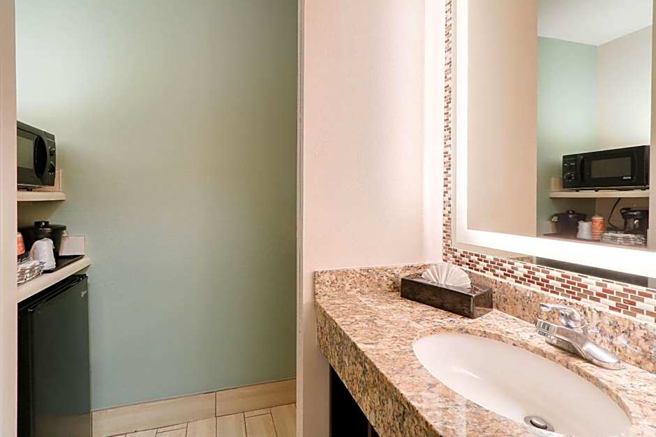 Quality Inn Near the Island Pigeon Forge