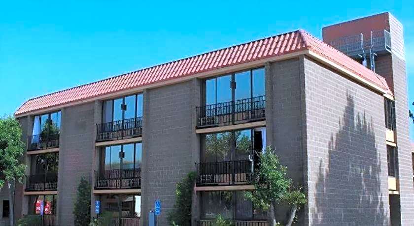 Alhambra Hotel