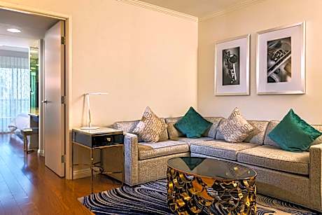 Terrace Junior Suite, 1 Bedroom Junior Suite, 1 King, Sofa bed, No view, Ground floor, Balcony