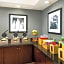 Hampton Inn By Hilton & Suites National Harbor/Alexandria Area