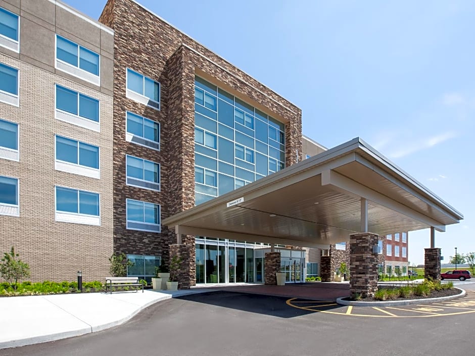 Holiday Inn Express & Suites INDIANAPOLIS NE - NOBLESVILLE