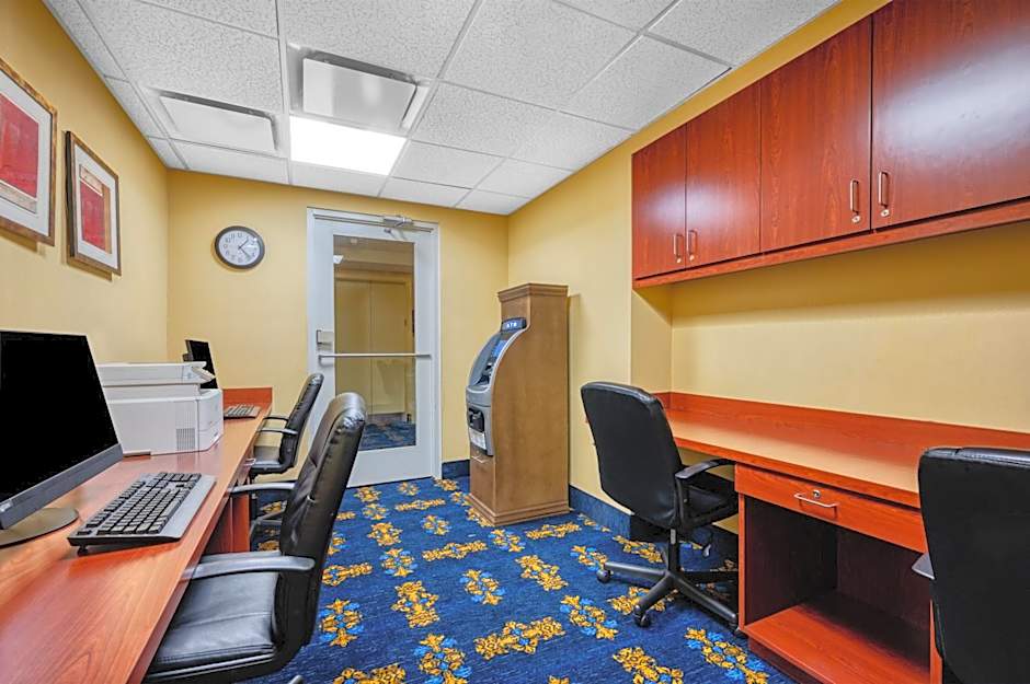 Hampton Inn By Hilton & Suites Providence