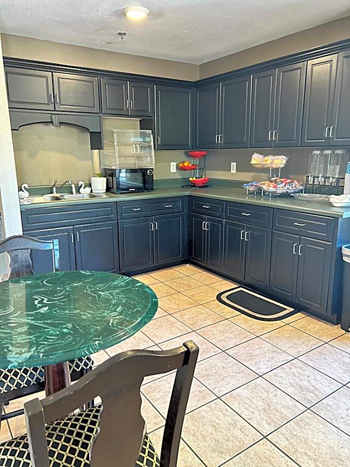 Country Hearth Inns And Suites Augusta