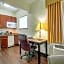 Mainstay Suites Texas Medical Center/Reliant Park