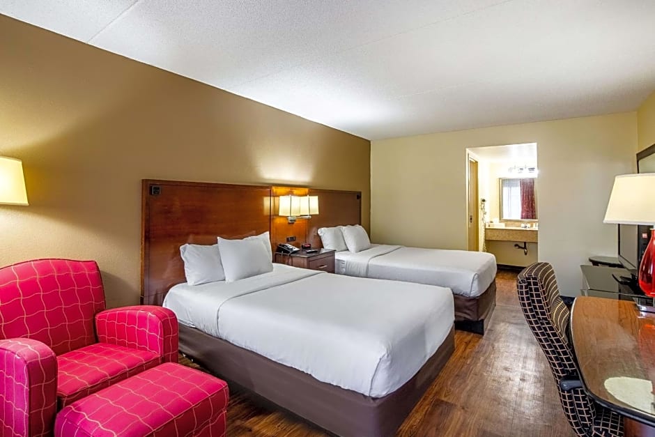 Econo Lodge Naval Station Norfolk