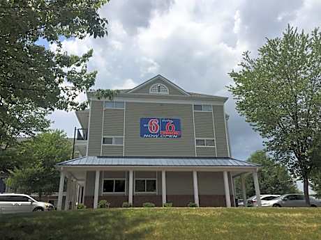 Studio 6 Greensboro NC I40