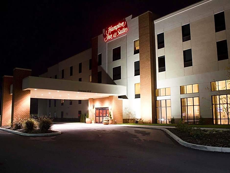 Hampton Inn & Suites Harrisburg