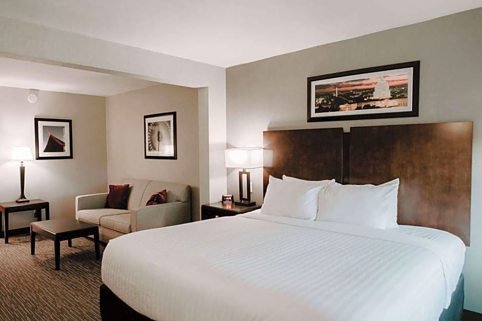 Wingate by Wyndham Chantilly / Dulles Airport