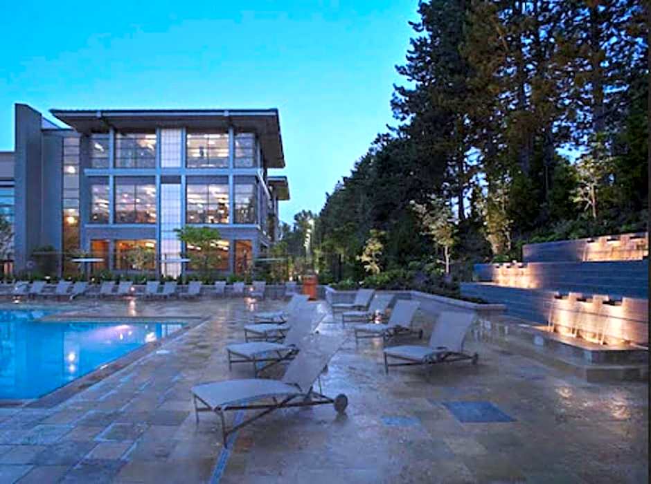 Bellevue Club Hotel