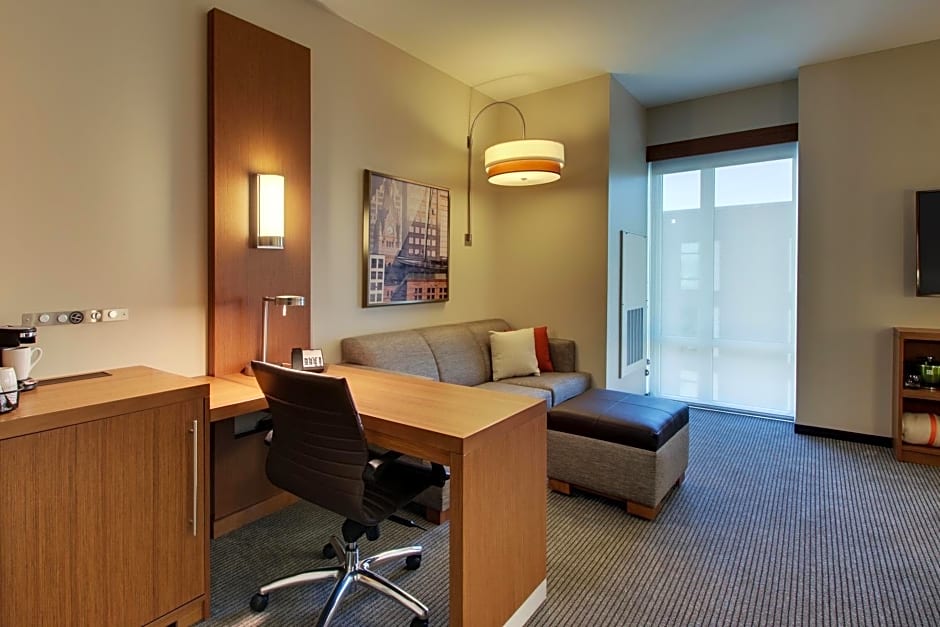 Hyatt Place Milwaukee Downtown