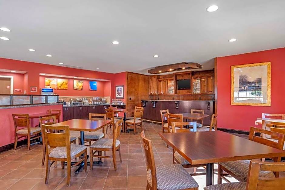Comfort Suites Greenwood