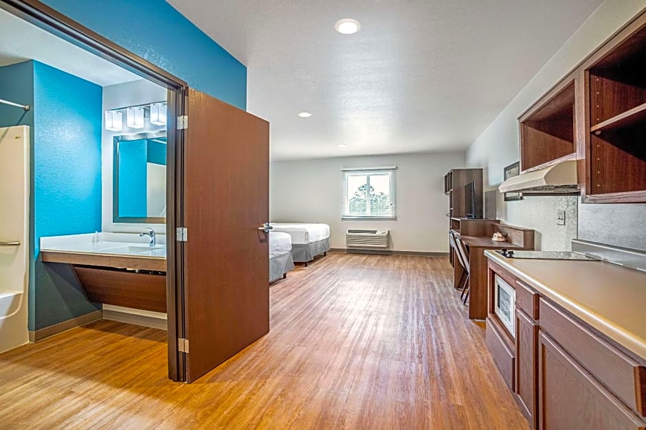 WoodSpring Suites Naples