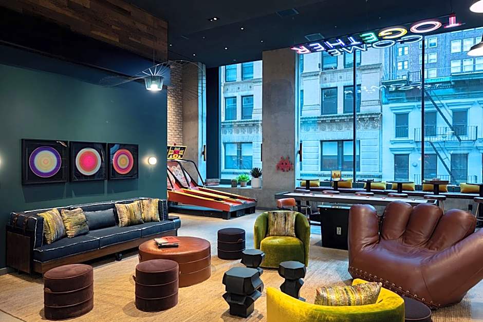 Moxy by Marriott NYC Downtown