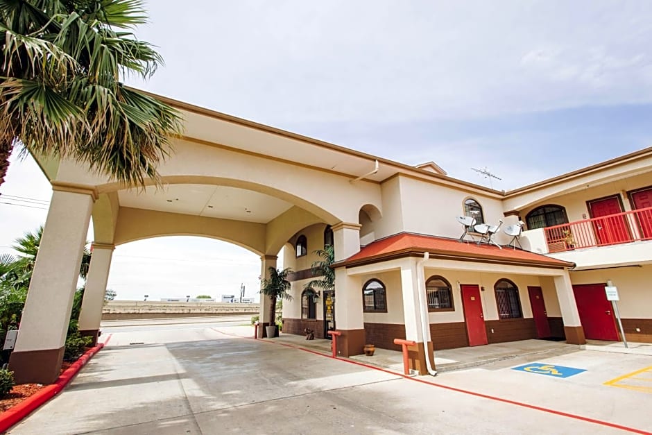 Palace Inn Baytown