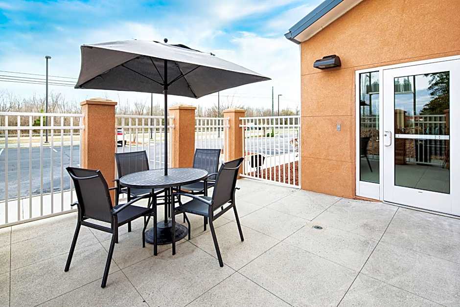 Fairfield Inn & Suites by Marriott South Boston