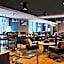Renaissance by Marriott Cincinnati Downtown Hotel