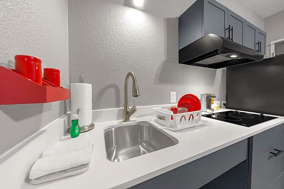 Hawthorn Extended Stay by Wyndham College Station