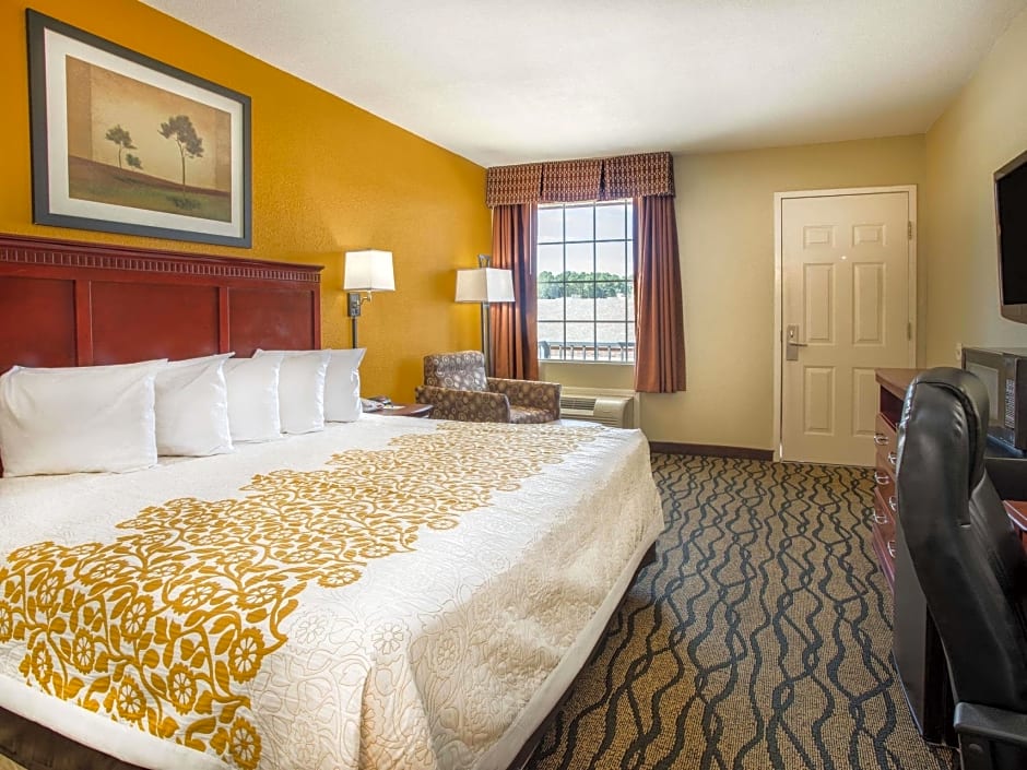 Days Inn by Wyndham Leesville