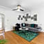 Beverly Hills Stylish & Central 1 BR Apt + Parking