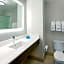 Holiday Inn Express & Suites Manassas