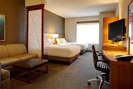 Queen Room with Two Queen Beds and Sofa Bed
