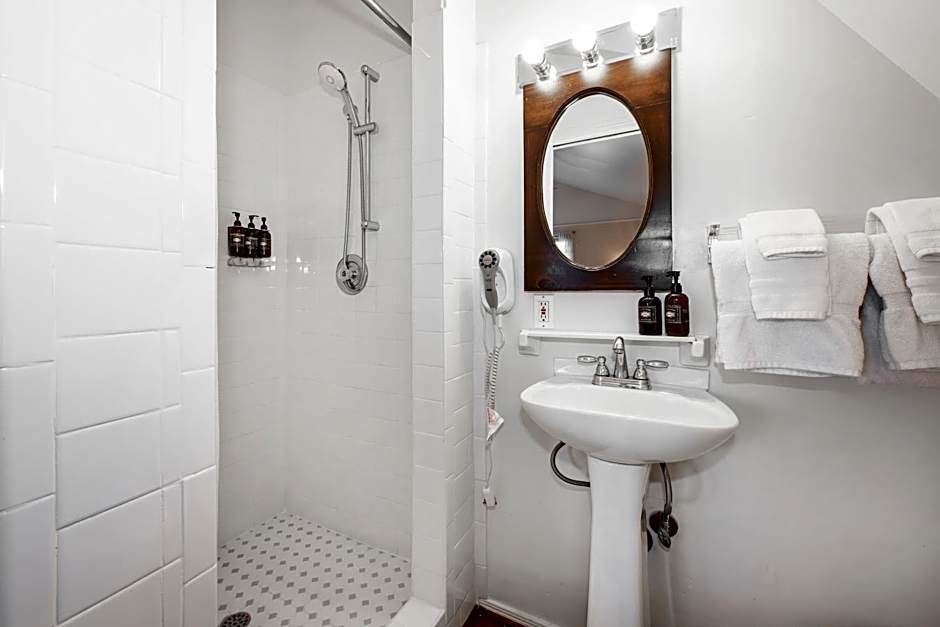 Bath Street Inn