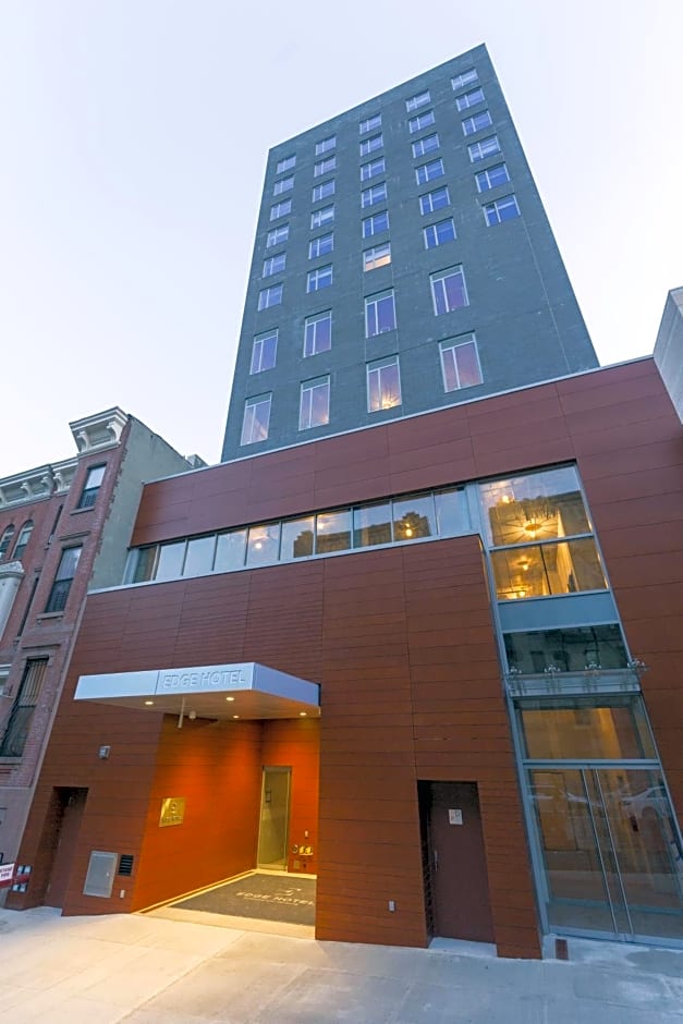Edge Hotel Washington Heights