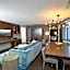 The Lofton Hotel Minneapolis, Tapestry Collection by Hilton