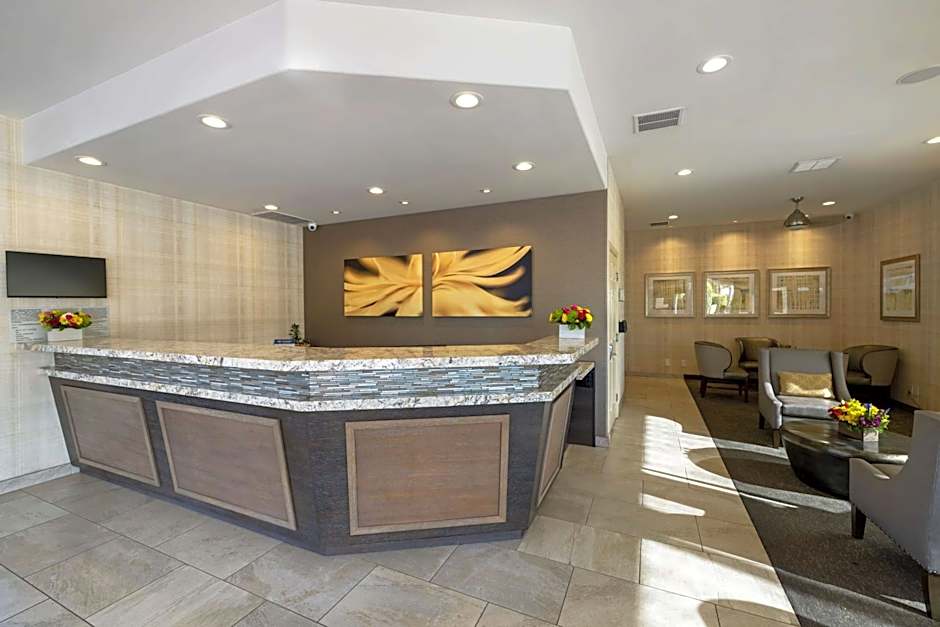 Best Western Plus Carriage Inn