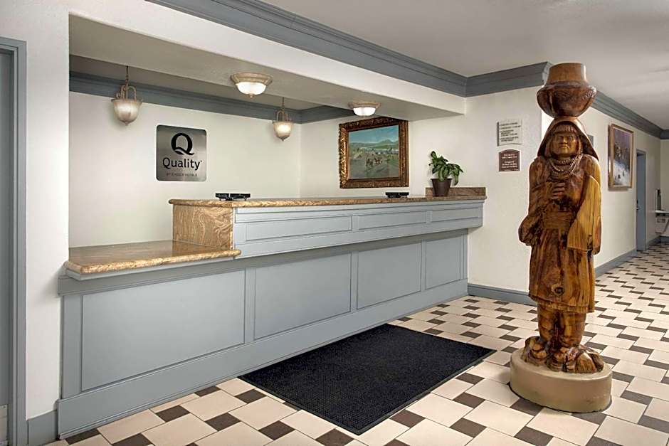 Quality Inn & Suites Gallup I-40 Exit 20