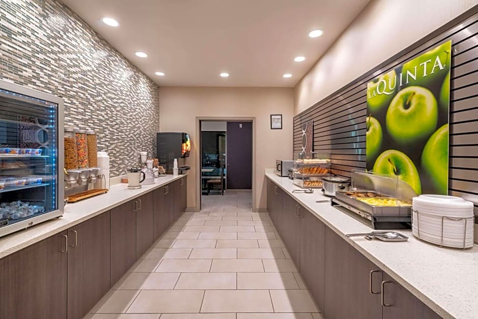 La Quinta Inn & Suites by Wyndham Chattanooga - Lookout Mtn
