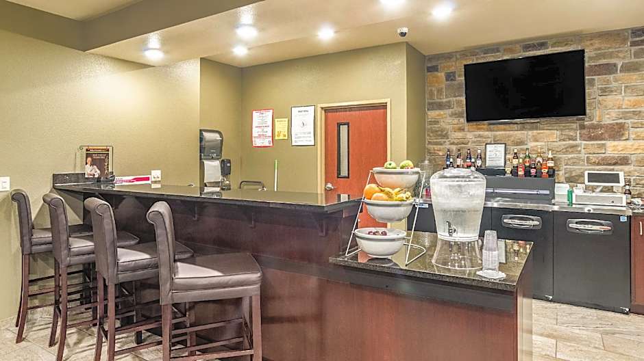 Cobblestone Hotel & Suites - Gering/Scottsbluff
