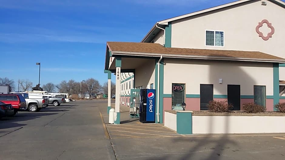 Value Inn & Suites Salina