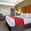 Comfort Inn & Suites Near Mt. Rushmore