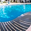 Red Roof Inn & Suites Houston - Hobby Airport
