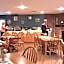 Ivy Court Inn and Suites