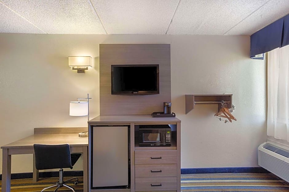 Quality Inn Central