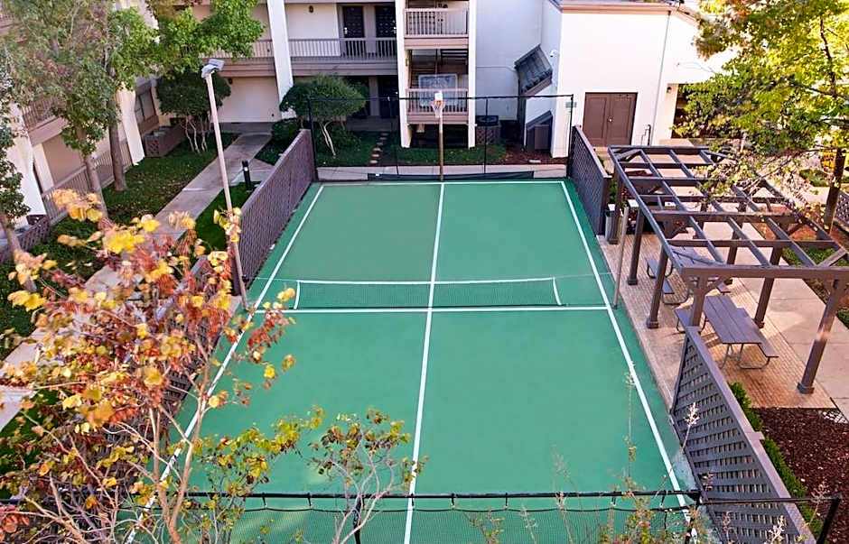 Value Suites Extended Stay - Arlington