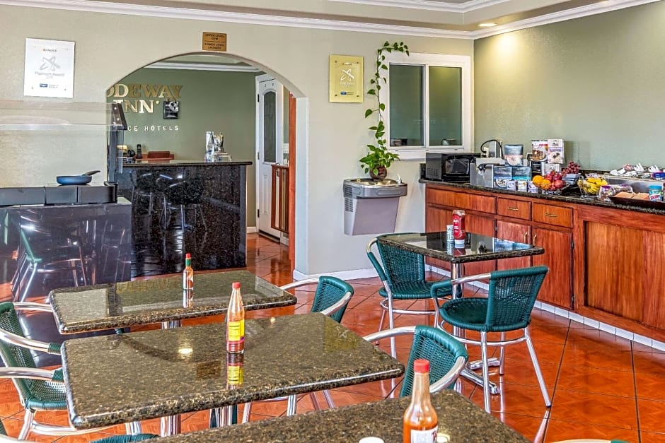 Rodeway Inn On Historic Route 66