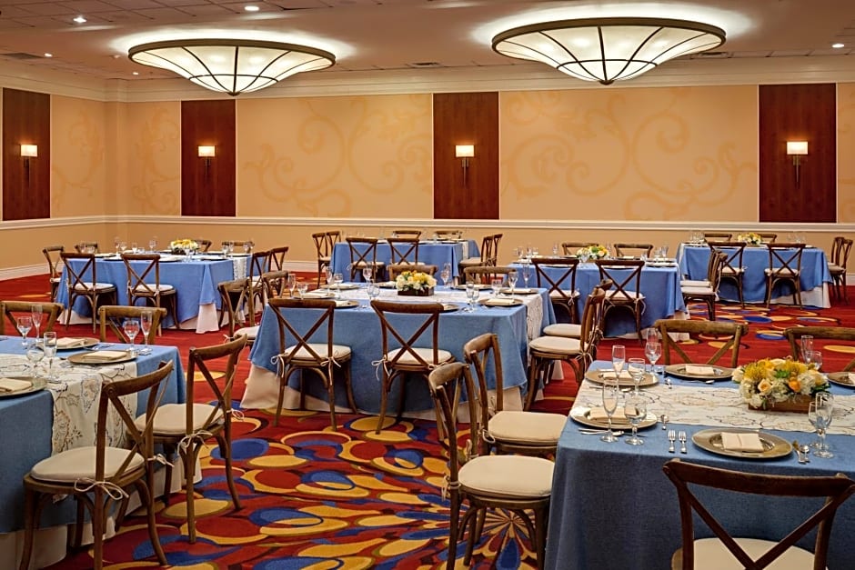 Wyndham Cleveland Airport